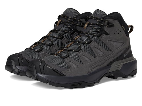 Man hiking salomon ultra - hiking,
